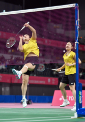 バド女子の長原ペア圧勝で8強 デフリンピック 4強懸け20日に台湾ペア戦 5