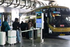 明洞（ミョンドン）など、人気観光地へは直行バスが数分おきに出ている