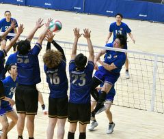 ＲＵＢＩＫ′ＳＣＵＢＥ優勝　女子は帯広市役所クラブ２位　全国社会人９人制バレー東ブロック男女優勝大会 18