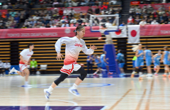 デフバスケ女子日本代表８強　予選１位で決勝トーナメント進出　　帯広聾学校教諭の坂本ＨＣ「金メダル達成する」 11