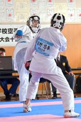 男子個人戦組手 68キロ以下級代表決定戦