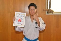 男子個人戦55キロ以下級 岩佐梛斗(帯工)