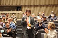 「自己否定からの脱却が大切」　池田で高木菜那さんが講演