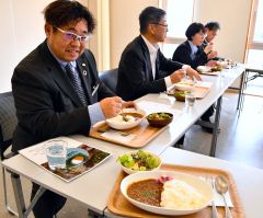 トムラウシのエゾシカがカレーに　来月以降に販売開始