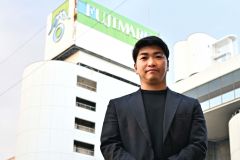 「藤丸」再生　若者視点で　藤丸株式会社新社長に２８日就任　山中良助さん～たうんトーク