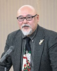 「話し相手から始まる支え合い～人の話を聴くときのコツ」をテーマに講演する五十嵐理事長