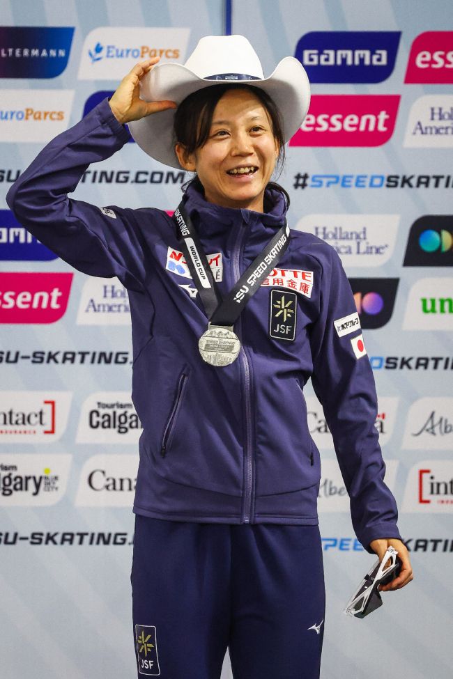 高木、女子1500で銀メダル 個人で今季初表彰台 W杯スケート第2戦