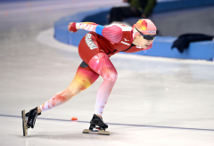 【女子１５００メートル】２分０秒１６で優勝した小野寺優奈