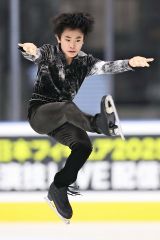 フリーの演技を披露する松本悠輝（帯広出身、大賀章好撮影）