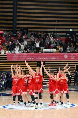 金の輝き、ろう者の希望に　デフバスケ女子日本「金」　ＨＣの帯広聾学校・坂本さん 19