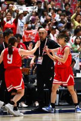 金の輝き、ろう者の希望に　デフバスケ女子日本「金」　ＨＣの帯広聾学校・坂本さん 8