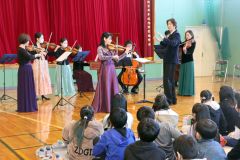 美しい音色を奏でた日本テレマン協会