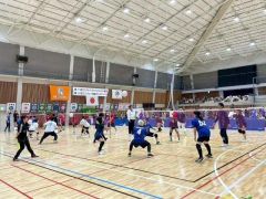 熱戦を繰り広げる参加者