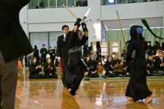 音更柳町の高田愛己（左）