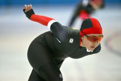 女子オールラウンド優勝の長岡和