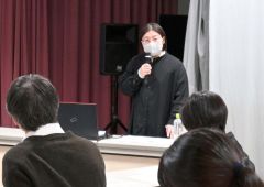 講演した丸瀬さん