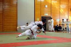 女子個人戦を制した帯大谷の酒井千春(下)