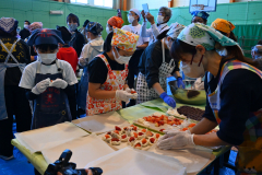 育てた米で最後の餅つき　幕別途別小児童 写真2