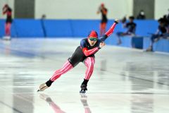 【スプリント男子500メートル1回目】長身を生かした滑りでスプリント男子の頂点に立った帯三条の吉田詠喬