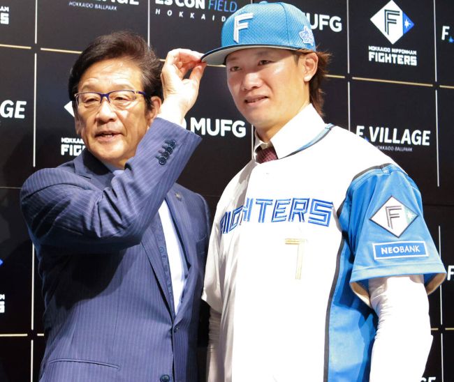 日本ハム】5年ぶり復帰の西川遥輝が入団会見 | 十勝毎日新聞電子版