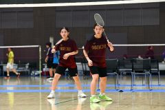 【女子ダブルス決勝】準優勝の(左から)福井美月・福井美桜ペア