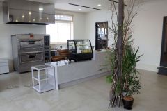 店内は落ち着いた雰囲気になっている