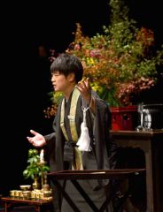 熱く法話を語る永田住職