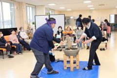 こんぱすで餅つき大会　池田 2