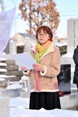 依田勉三翁没後100年墓参(金野和彦撮影)