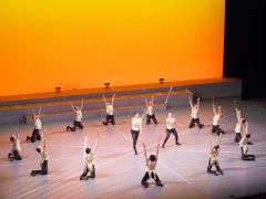 躍動感あふれる演技でピーターパンの世界表現 本田バトスタジオ発表会 10