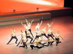 躍動感あふれる演技でピーターパンの世界表現 本田バトスタジオ発表会 11