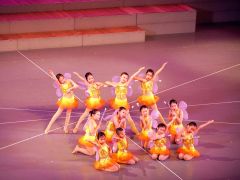 躍動感あふれる演技でピーターパンの世界表現 本田バトスタジオ発表会 4