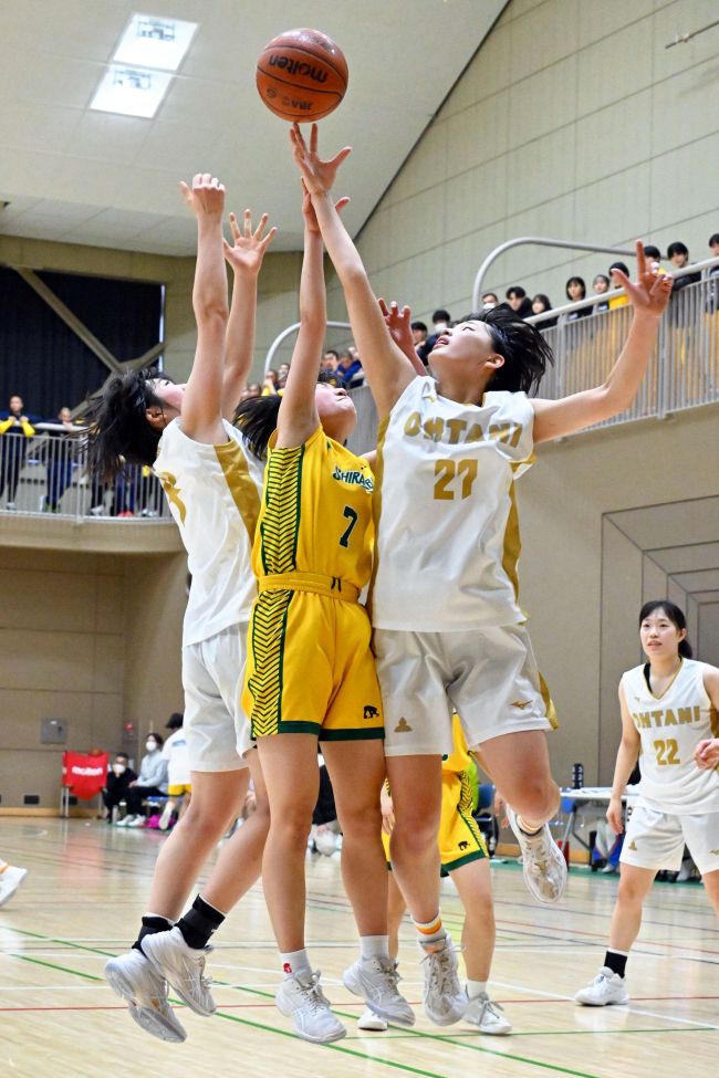 帯大谷女子、白樺学園男子が3連覇 道高校新人バスケ帯広地区予選会