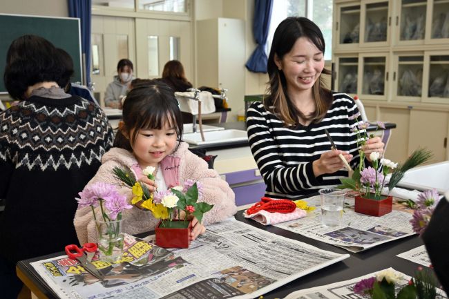高橋氏と藤田氏を表彰 帯広税務署納税表彰式 | 十勝毎日新聞電子版