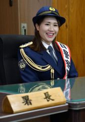 110番の日」に青空レディが啓発 新得署 | 十勝毎日新聞電子版