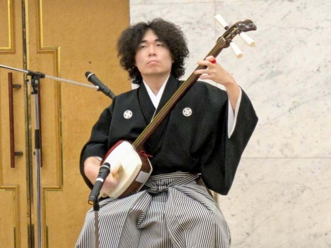 津軽三味線の奥深さ追究 日本一奏者、網走生まれの千葉楽斗さん | 十勝