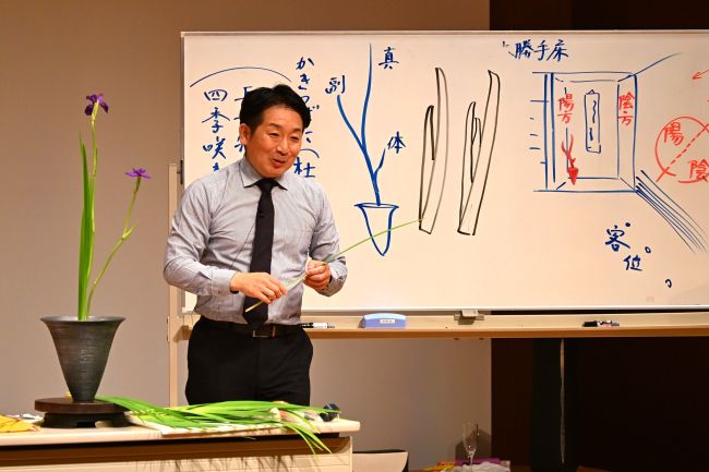 生け花で感じる「引き算の美学」の魅力