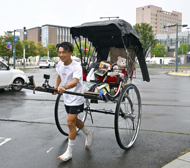 人力車で世界一周のガンプ鈴木さん 十勝を走る | 十勝毎日新聞電子版
